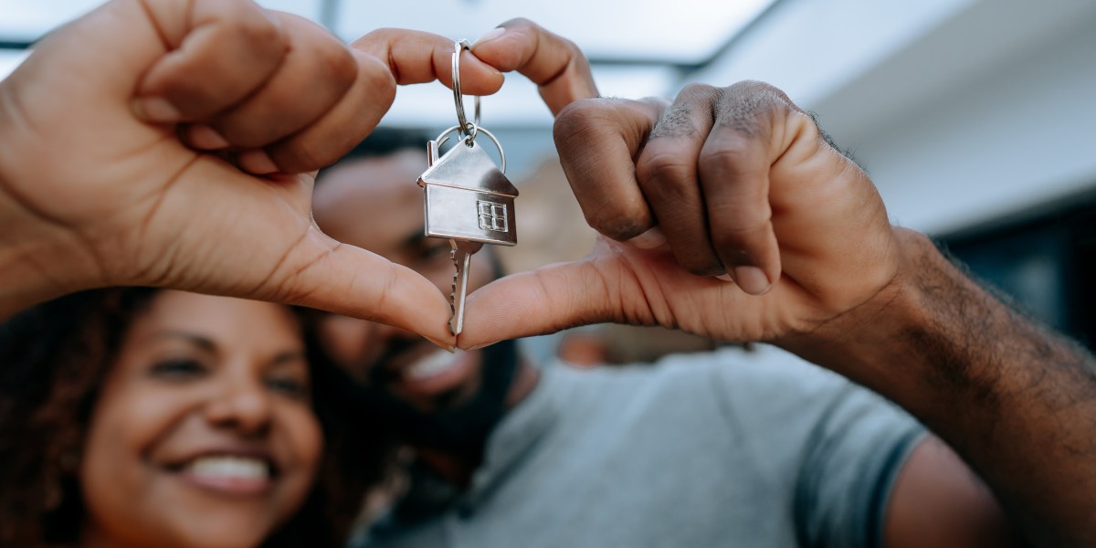 Current mortgage rates as of December 5, 2024: Rates fell slightly, settling below 6.7%